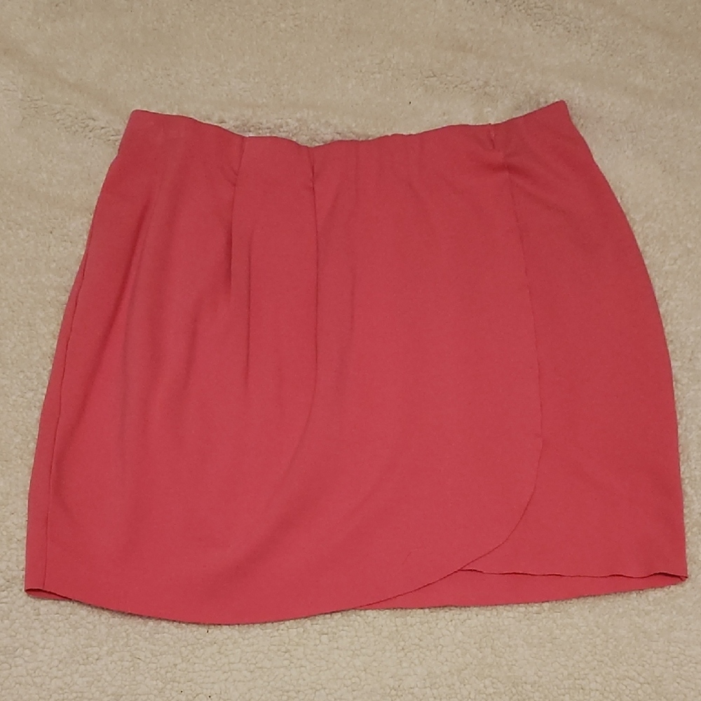 Elegant Pink Women's Skirt